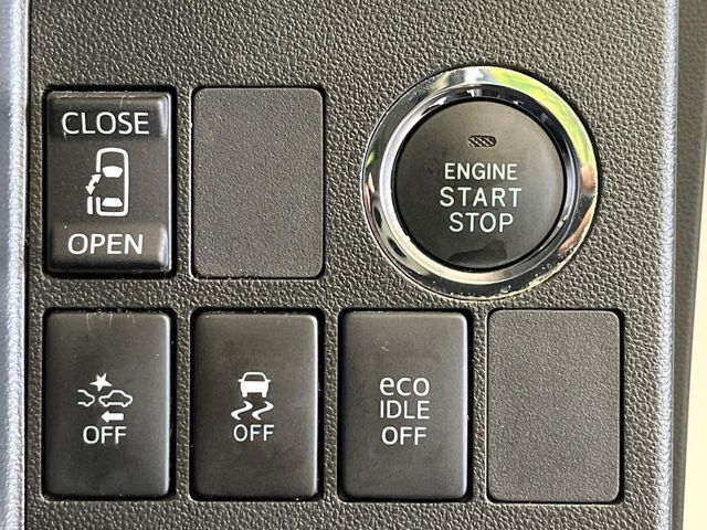 【パワースライドドア】スマートキーや運転席のスイッチでスライドドアの開閉が可能♪電動だから力を入れてドアを開ける必要が無く、小さいお子様でも、重い荷物を持っている時もラクに開け閉めできます♪