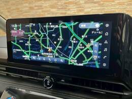 【純正メーカーナビ】装備でフルセグTV視聴やBluetooth等充実装備。
