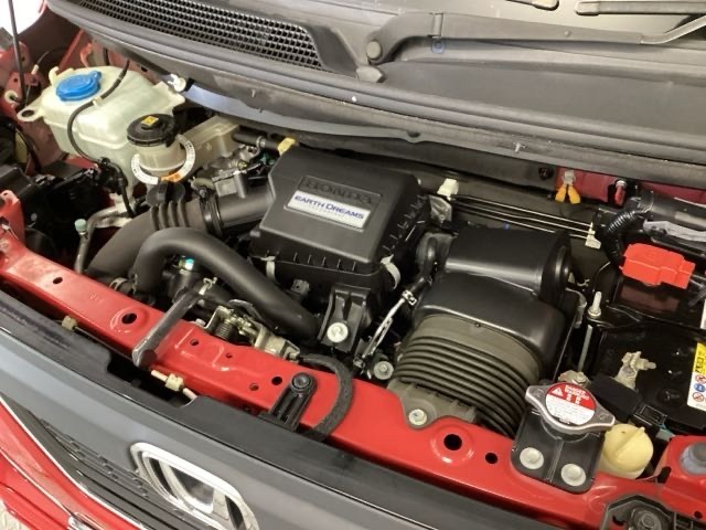 エンジンルームはクリーニング済みできれいになっております！