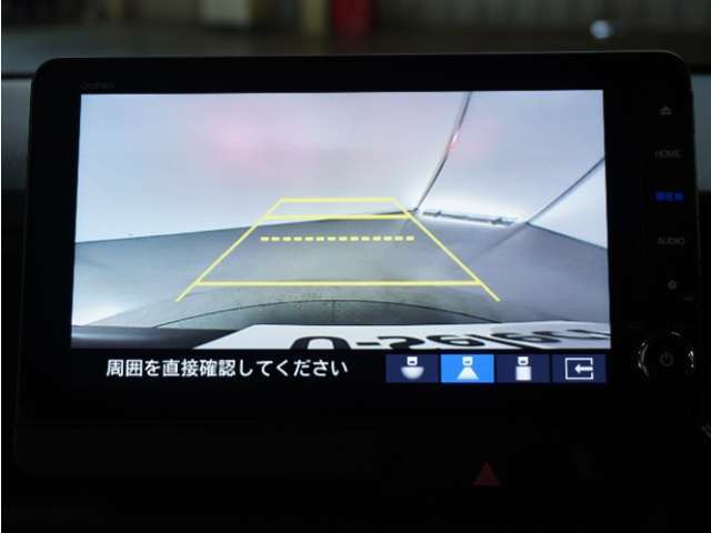 ◆バックカメラ◆リバースにするだけで映ります、後方の安全確認や、狭い駐車場での車庫入れ、雨の日や夜間など視界の悪い時に便利です！安全にバックする為には欠かせない装備です。