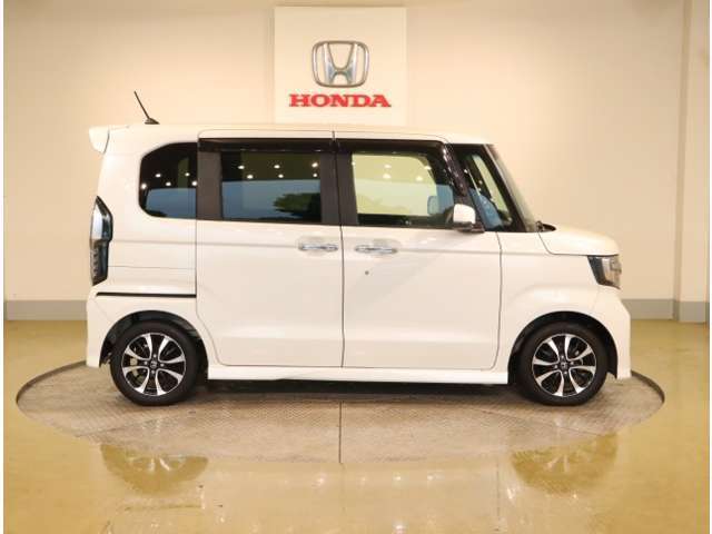 自動車保険・JAFも取り扱っております。また、お客様のご希望で保証延長（有償・一部の車種では取り扱いできません）もご準備しております。