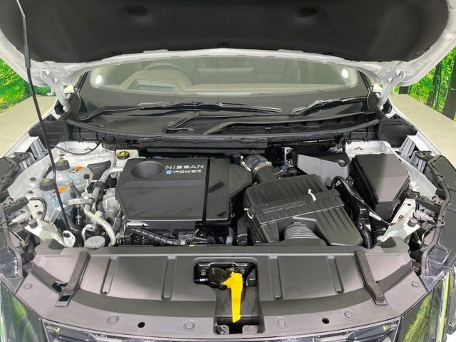 親切・丁寧な専門メカニックスタッフが応対！・車検・点検整備・事故等の修理などアフターサービスも安心。お車のカスタマイズもネクステージのサービススタッフまでご相談ください！