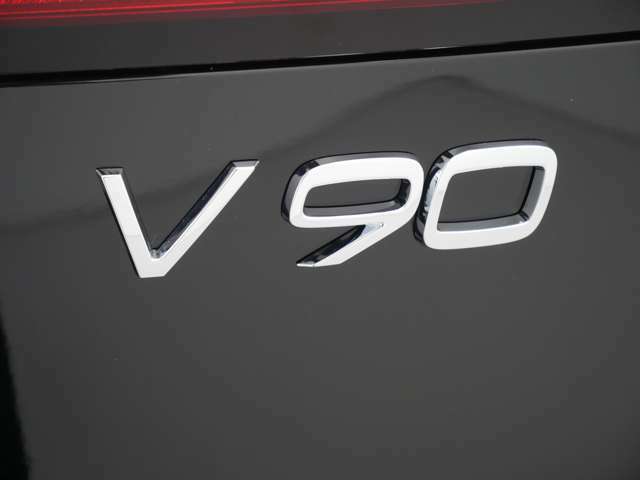 V90エンブレム