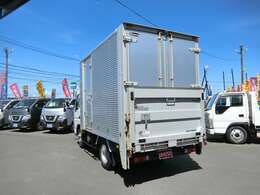 車両のお問合せは0986-57-8889・オートピア21都城店バン・トラックセンターまでお気軽にどうぞ！！