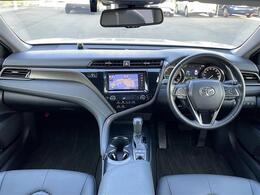 【　オ【インパネ全体】全方位で視界が広く、高い目線で運転もしやすいです！ートエアコン　】車内温度を感知して自動で温度調整をしてくれるのでいつでも快適な車内空間を創り上げます！