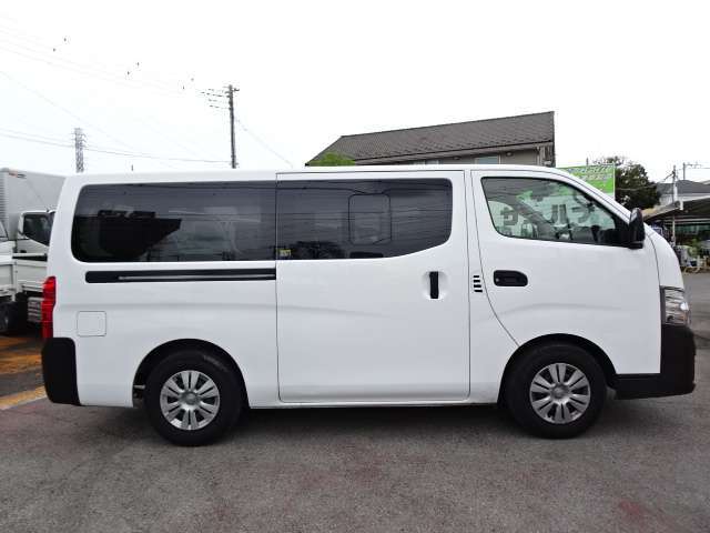 内外装とてもキレイな車です！　昭和43年創業！　冷凍車製造、キャンピングカー製造、キッチンカー製造、民間車検、板金塗装、トラック架装、レンタカー、カーリース事業を手がけております