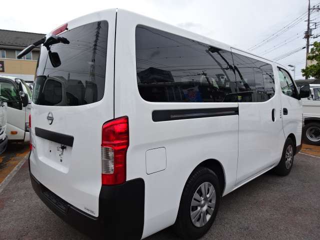 埼玉県経営革新承認企業＆JU適正販売店＆民間車検大型工場＆架装工場併設店です！