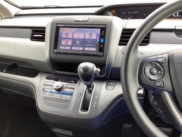 インターナビ搭載。従来のカーナビでは把握できない、より詳細な渋滞情報や防災情報などがわかり、便利なアイテムです。