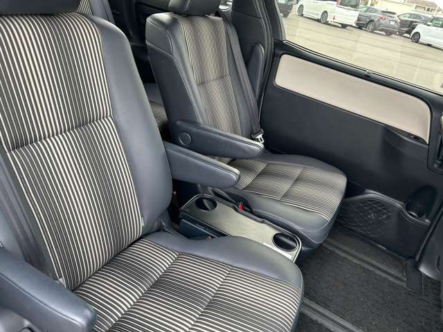 【1列目シート】現車の確認はお電話でも承っております。