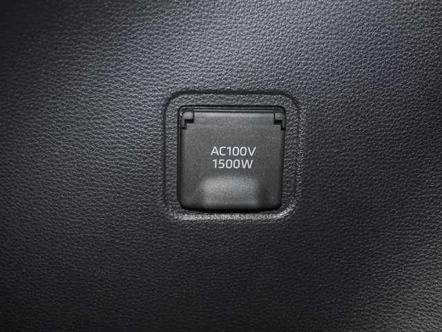 1500Wまで使えるAC100Vコンセント