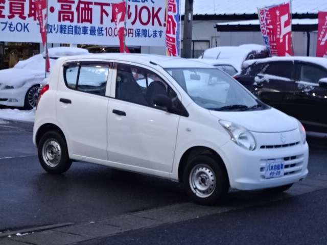 当社の在庫はお客様に快適にお乗り頂ける様、次の車検も取って頂ける様納車整備に力を入れ、期待以上のモノをお届け出来るように日々努力しております。