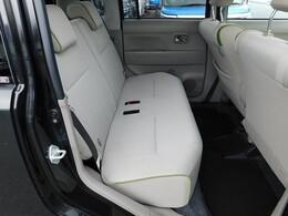 後部座席です。