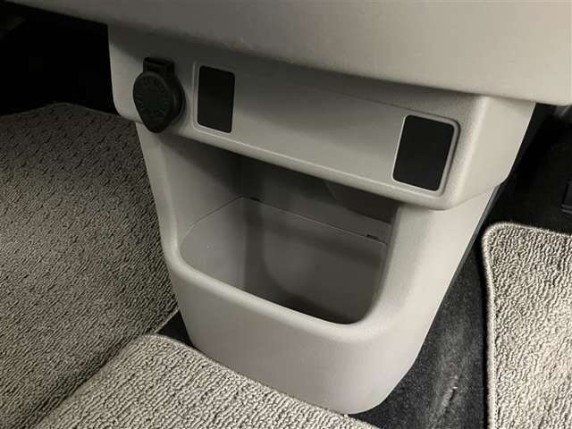 お客様に気持ち良くお乗りいただきたいので、すみずみまでしっかりと洗浄しております！