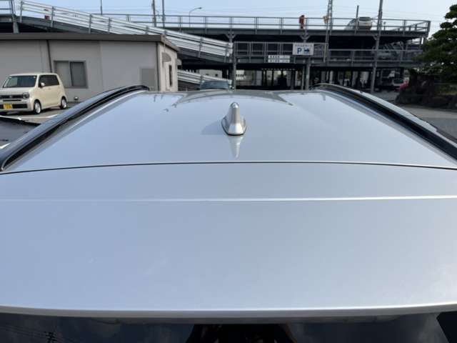 営業時間は9：00～17：30です。定休日は毎週水曜となっております。臨時休業となる場合がございますので、ご来店の際は事前にご連絡をお願いいたします。お電話は0066-9711-988146（無料）です。