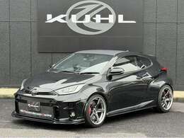 大変お得なKUHLコンプリートカーが入庫いたしました！装着オプション合計125万円以上が車両本体価格に含まれ、50万円以上お得！走行距離約6万キロ台と低走行距離！当社ユーザー買取車両でございます！