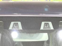 【スズキ　セーフティサポート】走行中に前方の車両等を認識し、衝突しそうな時は警報とブレーキで衝突回避と被害軽減をアシスト。より安全にドライブをお楽しみいただけます。