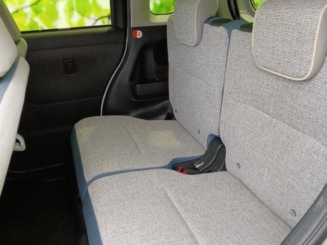 WECARSでは各商談席に大型モニターをご用意しております！見やすい大画面でゆったりと全国の在庫をご覧いただけます！是非ご来店お待ちしております！