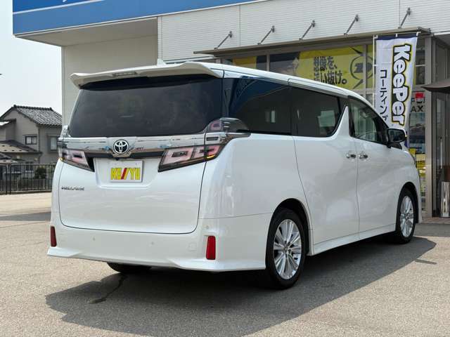 ケーユーでは修復歴の有無を全車に表示。公的機関「（財）日本自動車査定協会」の基準を採用。日本オートオークション協議会「走行距離管理システム」で距離に不正が無いかもチェック済みです。
