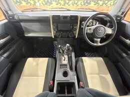 グループ総在庫数約30，000台！！全国の系列店からメーカー・車種問わずご紹介出来るので、あなたにピッタリのお車が見つかるはずです♪まずはお問い合わせ下さい☆