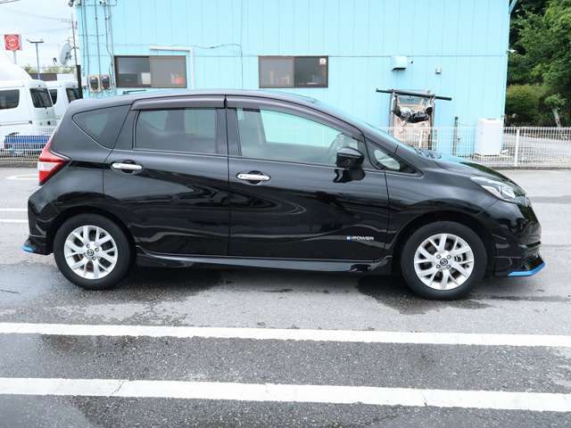 軽自動車をはじめ、コンパクトカー、セダン、1BOXカー、外車など幅広く買取・下取りをしております！クルマを売るだけ・他社で値段が合わなかったなどお気軽にご相談ください！お客様の納得価格を目指します！！
