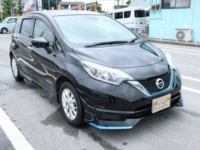 ご納車までの整備も自信あります！提携の認証工場が敷地内にあるので、ご納車後のもしものトラブルにもすぐご対応可能！ご購入後も安心してカーライフをお楽しみいただけます☆困ったときはお気軽にご相談ください！