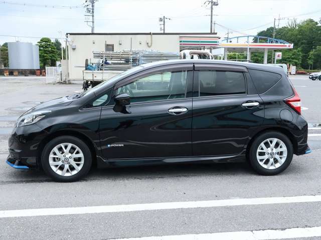 納車整備にも自信あり！エンジンオイルはこだわりのワコーズ　プロステージSを使用！高性能ストリートスペックオイルでレスポンス性能・耐熱ダレ性能を高次元でバランスし清浄性・耐熱性に優たハイスペックオイル！
