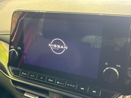 【純正9型ナビ】人気の純正ナビを装備。オーディオ機能も充実しており、Bluetooth接続すればお持ちのスマホやMP3プレイヤーの音楽を再生可能！毎日の運転がさらに楽しくなります！！