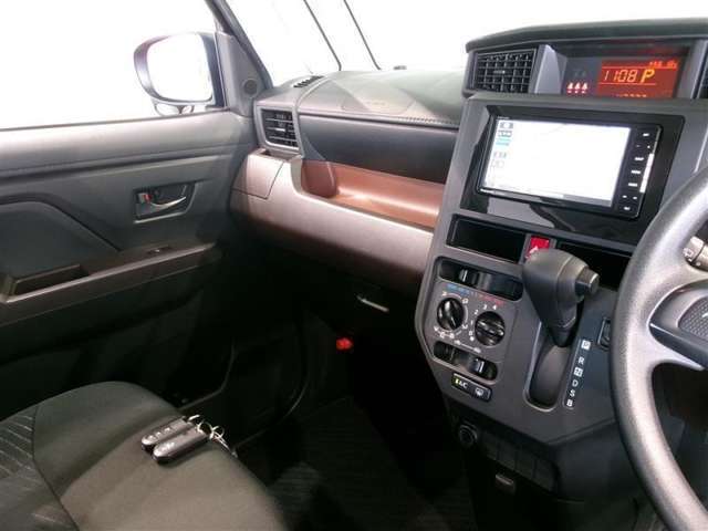 『まるごとクリーニング』施工済みで、キレイ・清潔な車となっております。