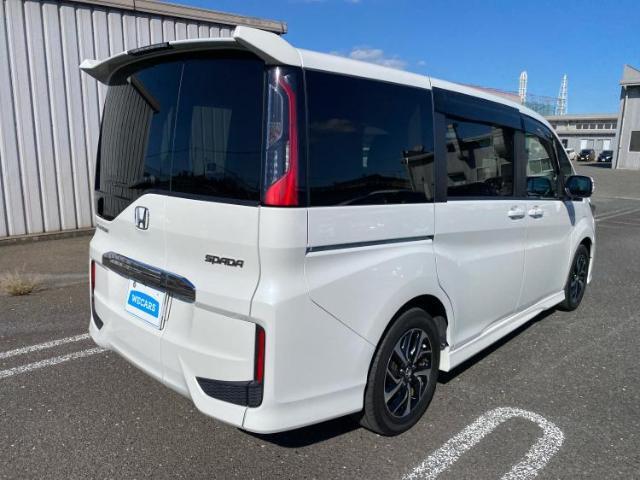 全国に店舗を展開しているのでどこでもお取り寄せが可能です！この車が気になるけど遠方だから・・・と諦める必要はありません！※別途陸送費が必要です。