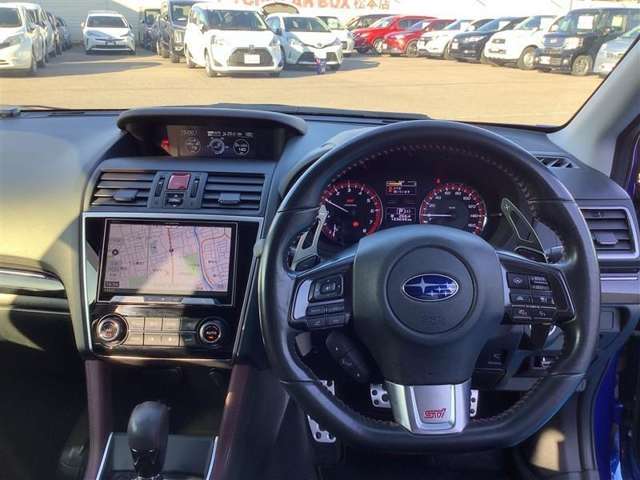 今お乗りの車から乗換えのお客様はもちろん、売却のみを検討されている方も、まずは当社までご相談下さい。