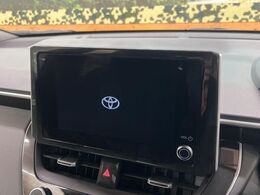 【8インチ　ディスプレイオーディオ】大画面のディスプレイはAppleCarPlayやAndroidAutoが利用可能。大きな画面でスマホナビアプリ等が利用いただけます♪