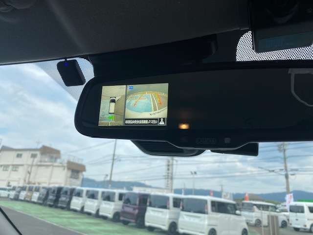 駐車もらくらく　アラウンドビューモニター　ここにも表示されます