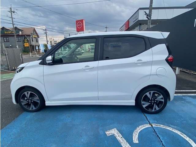 小回りがよくきく軽自動車です。