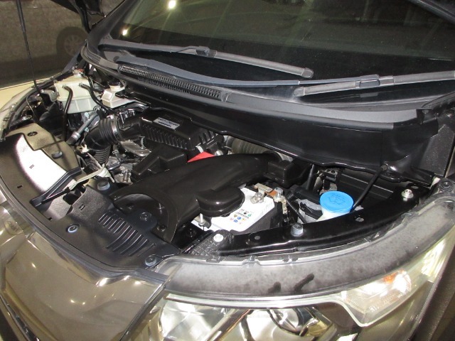 内装、外装、エンジンルームの隅ずみまでクリーニングを実施してお渡しします！　プロが仕上げをしましたからピッカピカですよ～！点検整備もきっちり実施いたします。