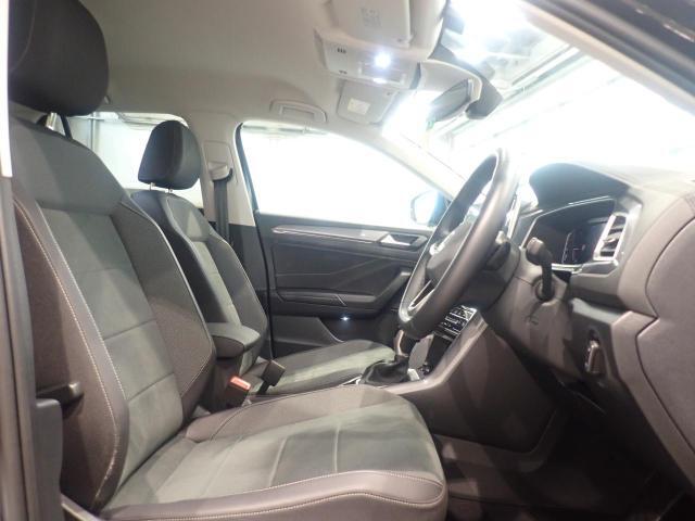 楽な姿勢で座ることが出来るので長時間の運転でも疲れにくいですし体もぶれにくいですよ。