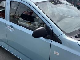 静岡ダイハツの中古車は、展示前に徹底した洗車や室内清掃を実施しております。