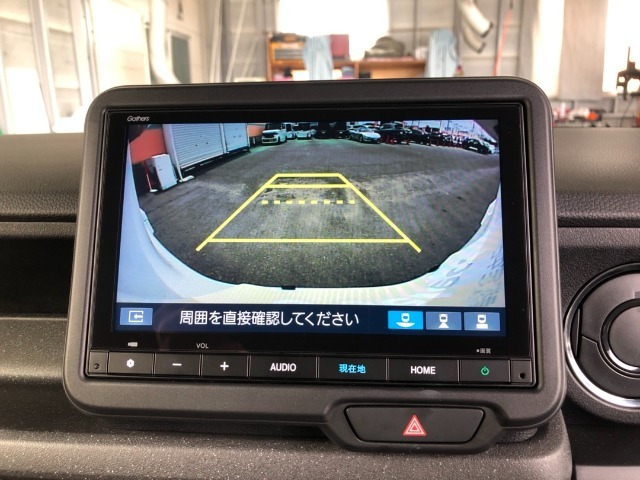 【バックカメラ】駐車時に安心のバックカメラが装備されています！