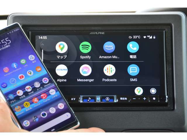 「Android　Auto」でスマホをナビに接続すれば、いつものアプリを大画面ディスププレイに表示♪音楽再生、ルート検索、メッセージの送受信などをタップ操作や音声操作で運転時にも快適に使えます