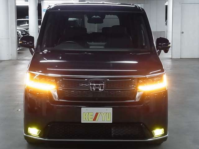自社陸運局指定工場完備！国家資格車検検査員資格を持った整備士による整備。走行に関係のない所も不具合箇所があれば修理してお渡しいたします。