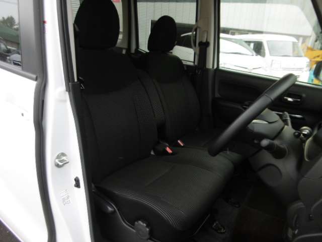 諸費用オール込み！認証整備工場完備！安心の整備渡し！全車保証付！011-879-3377まで！