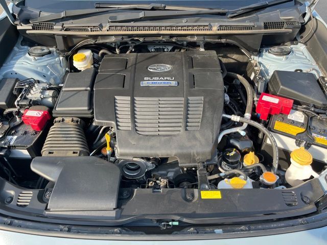 親切・丁寧な専門メカニックスタッフが応対！・車検・点検整備・事故等の修理などアフターサービスも安心。お車のカスタマイズもネクステージのサービススタッフまでご相談ください！