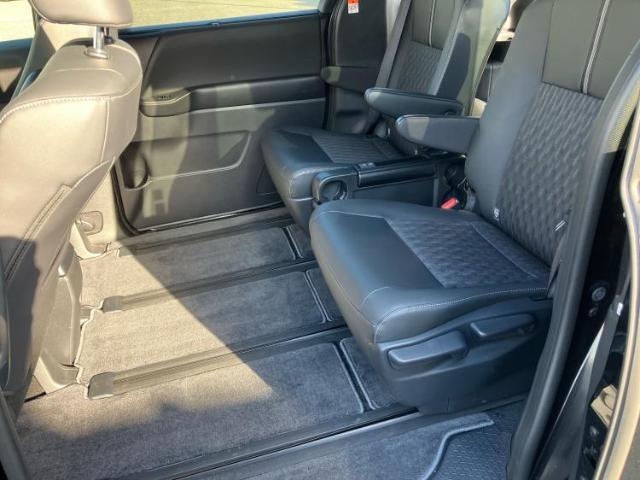 WECARSでは登録（届出）済未使用車や走行距離1万km未満の在庫車も多数ご用意しております！状態は良いものが良いけど、新車は高いな・・・そんなお客様にオススメです！