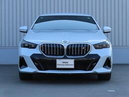 ハイクオリティーなBMW認定中古車をお探しなら、安心と信頼のヤナセBMW『BMW　プレミアムセレクション久留米』へぜひ！皆様のご来店・お問合せをお待ちしております！！