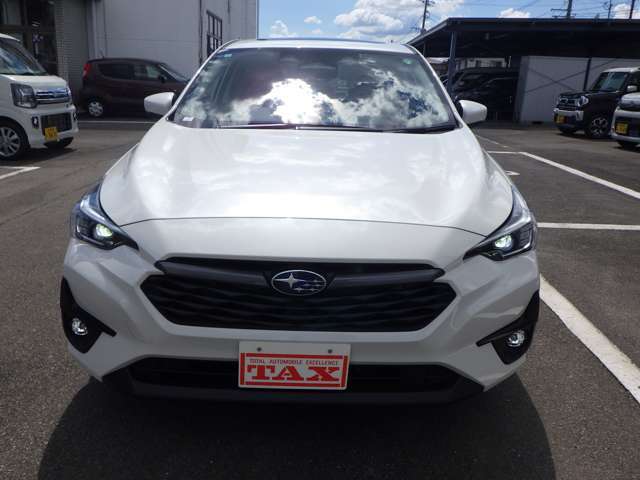 14，476km　車検整備。純正フルセグナビ・ディスプレイオーディオ　スマホ対応　アップルカープレイ・アンドロイドオート対応　ブルートゥース　USB　全周囲モニター　ETC　前後ドラレコ