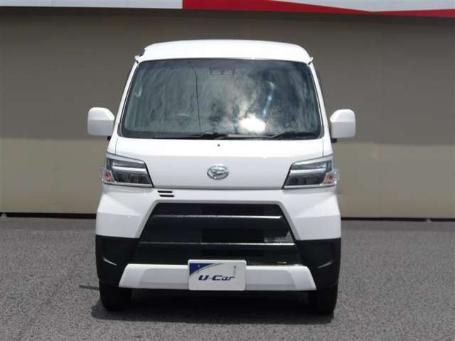 ワイド＆ローのスタイルで走行安定性もばっちりです。運転しやすくロングドライブも安心です。