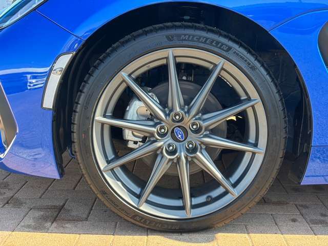 215/40R18タイヤ★