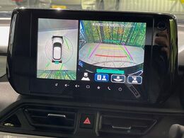 【全方位モニター用カメラ】専用のカメラにより、上から見下ろしたような視点で360度クルマの周囲を確認することができます☆死角部分も確認しやすく、狭い場所での切り返しや駐車もスムーズに行えます。