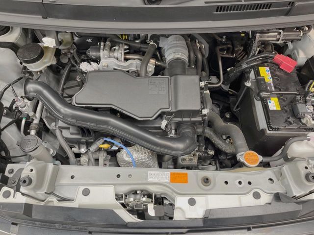 親切・丁寧な専門メカニックスタッフが応対！・車検・点検整備・事故等の修理などアフターサービスも安心。お車のカスタマイズもネクステージのサービススタッフまでご相談ください！