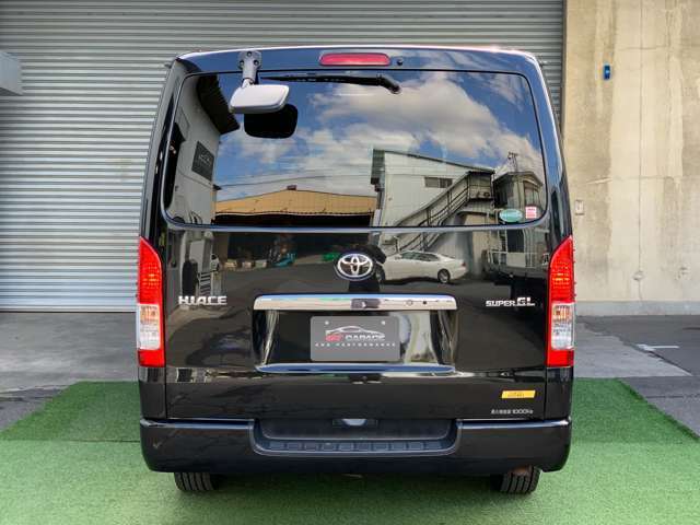 年中無休！！ネットに掲載してないお車も入庫しております！また、在庫が無いお車でも、軽からミニバン・輸入車・スポーツカーなど全国よりお探して、格安にて販売いたします！