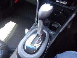 CVTですのでオートマ限定免許証の方でも安心！是非この機会にスポーツカーを堪能してください！